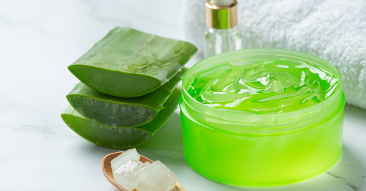 How to Use Aloe Vera Gel on Face: Day, Night and After-Sun Routines