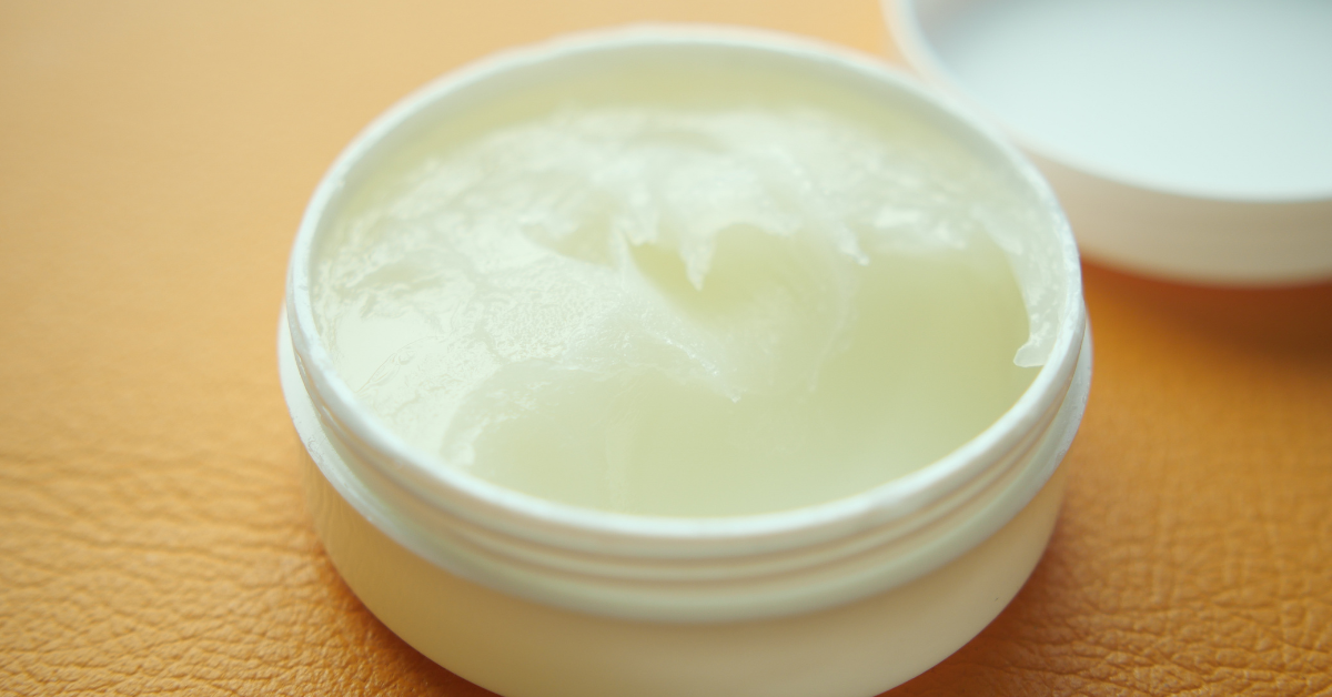 Petroleum Jelly in Pakistan: Winter Uses for Lips, Heels and Dry Patches