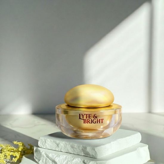 dark spots, reduce pores, lyte & bright, face cream, niacinamide & licorice, radiant skin, pigmentation, uneven skin tone, nourished skin, anti-aging, control excess oil, fade dark spots & discoloration, brightening face cream, glowing skin cream, brightening, anti-aging moisturizer, niacinamide cream, licorice face cream, hydrate dull skin, even skin tone, day & night cream, skin radiance cream